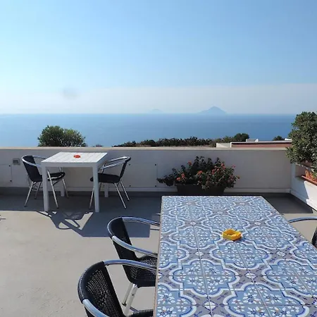 Casa Alicudi * Lipari (Isola Lipari)